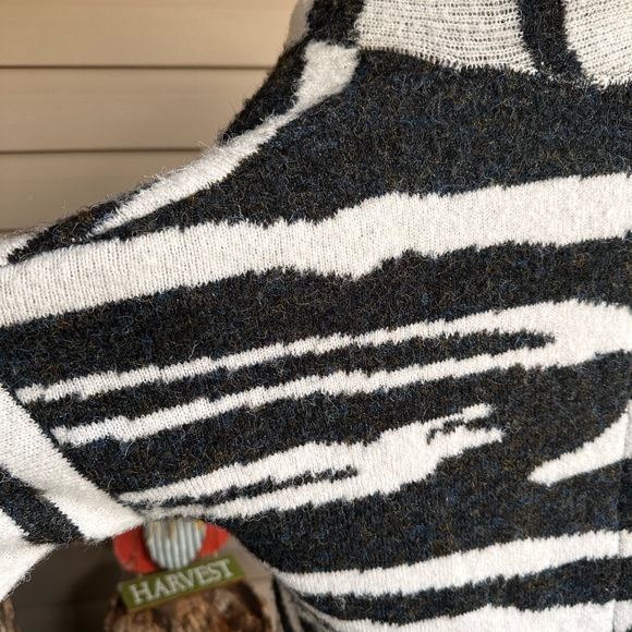 Printed cardigan with pockets - Picture 4 of 10